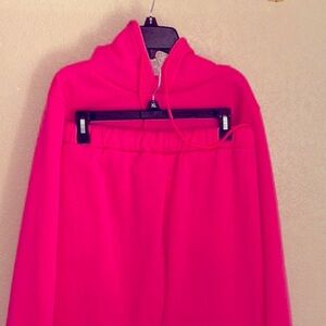 Pink women’s sweatsuit Large NEW